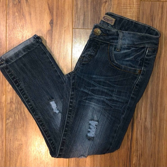 Wallflower Denim - Wallflower Distressed Jeans 🌻